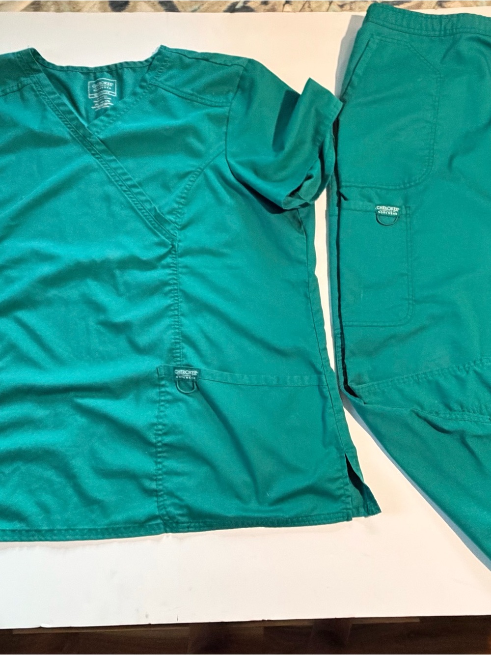 Cherokee Workwear Green Scrub Top & Pant Set